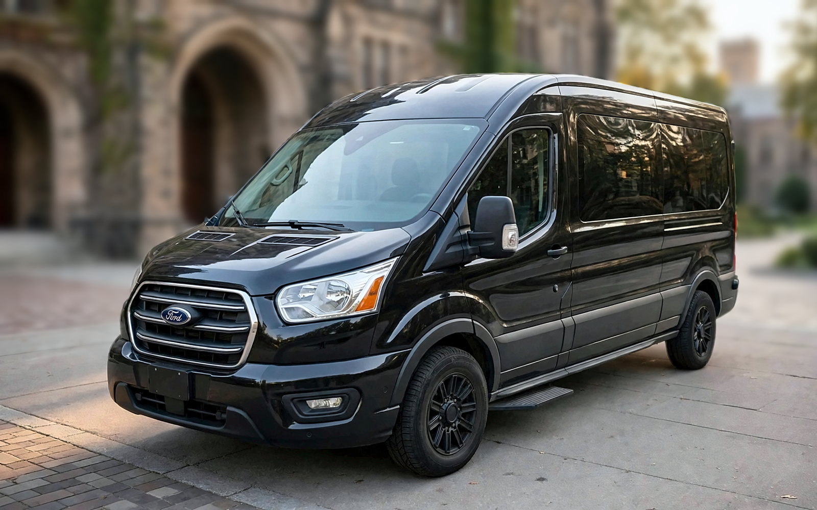 Ford Transit 250, 10 passengers, Black