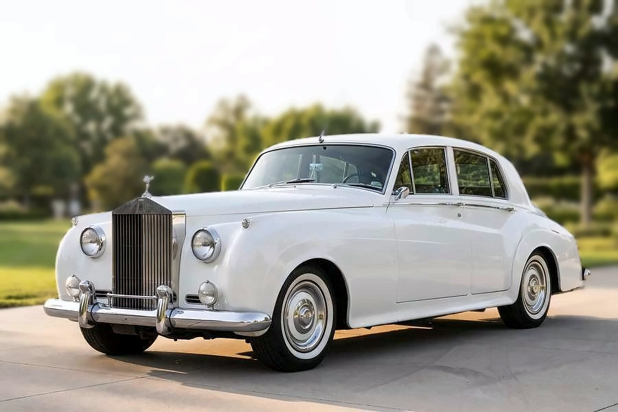 White 1959 Rolls-Royce classic wedding car from the AB Limousine fleet in Toronto